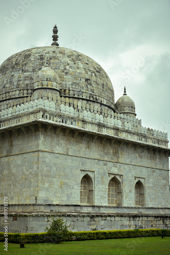 Hoshang Shah's Tomb in Mandu, Madhya Pradesh, is a significant 15th-century mausoleum. 