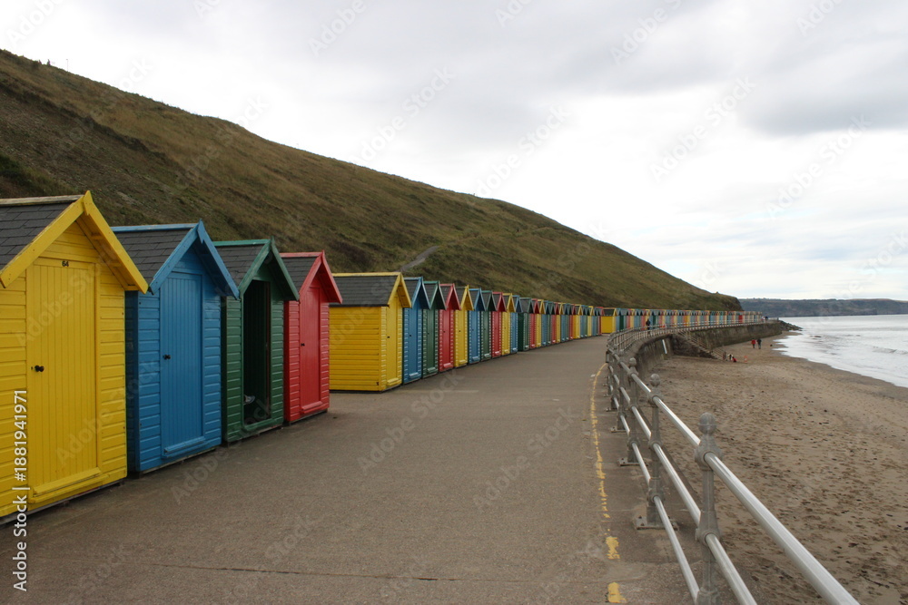 Naklejka premium colorful beach huts