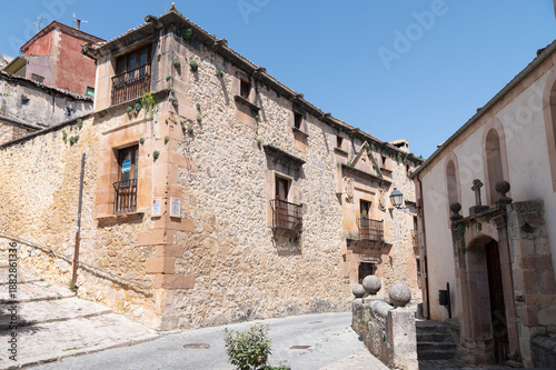 Sepulveda, palacio en el casco antiguo, pueblo medieval de Segovia, españa.