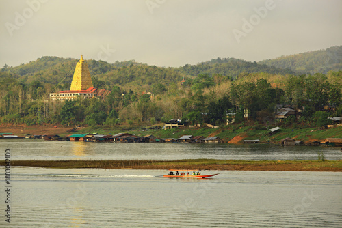 Bilde på lerret Kanchanaburi, Thailand- 22 April 2014: Scenery and completeness of Khao Laem Dam