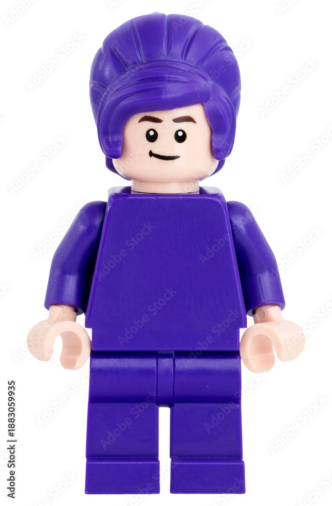 Fototapeta premium Dortmund - Deutschland 19. Januar 2026 - Lego Minifigure in der Farbe lila