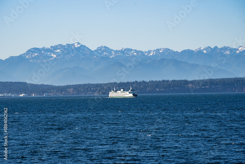 Slika na platnu Washington State Ferry underway in Elliott Bay with mountains behind