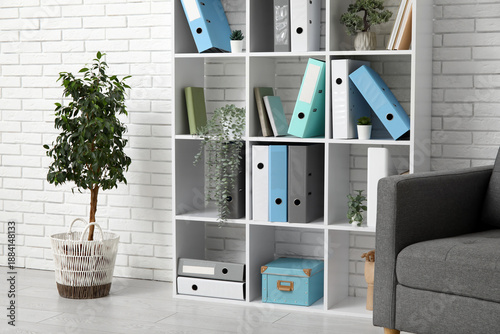 Shelf unit with document fo...