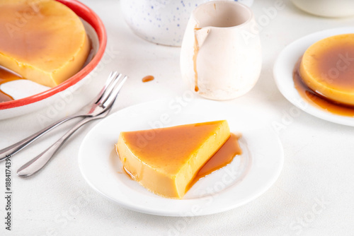 Bilde på lerret Traditional flan cake, Custard Tart Topped with Caramel sauce