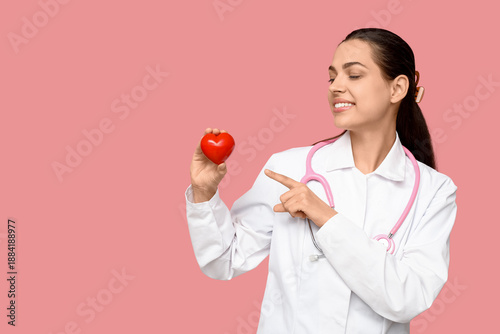Portrait of female doctor p...