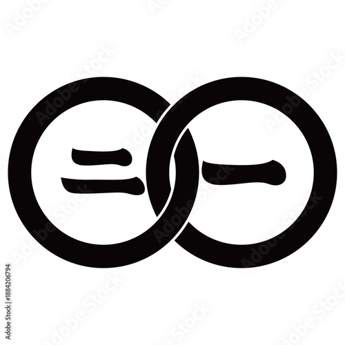 	家紋です。輪違いに一二文字といいます。