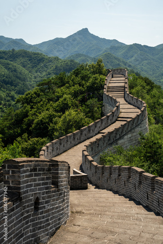 Photos Ancient Chinese Wall highlighting historical engineering