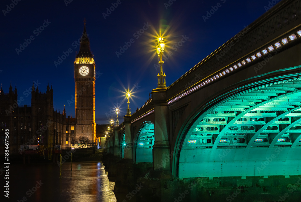 Fototapeta premium Big Ben and Westminster Bridge at Night
