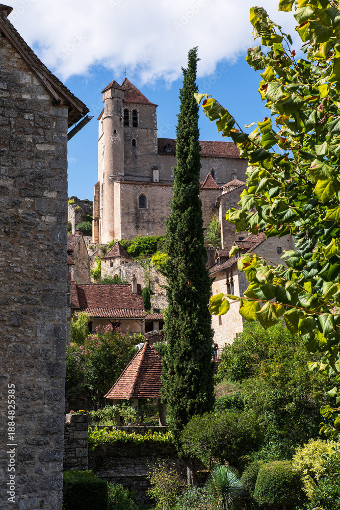 Fototapeta premium Architecture of the houses in the village of Saint-Cirq-Lapopie in France