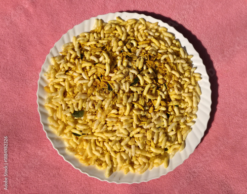 Spiced Puff Rice Chivda