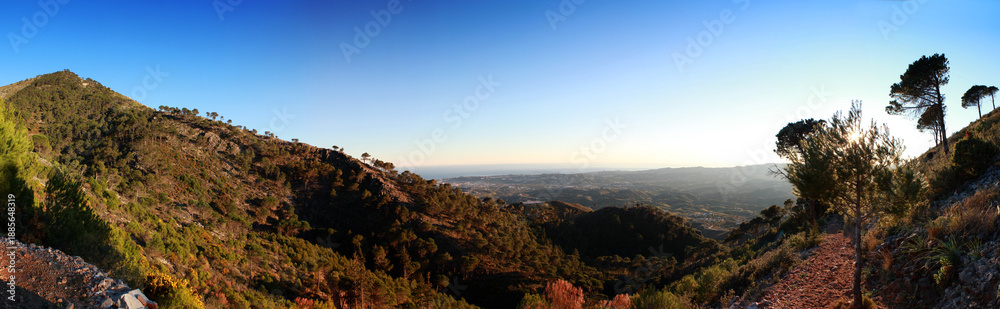Obraz premium Scenic Views of Mijas, White Andalusian Village in the Mountains Overlooking the Mediterranean Sea, Southern Spain