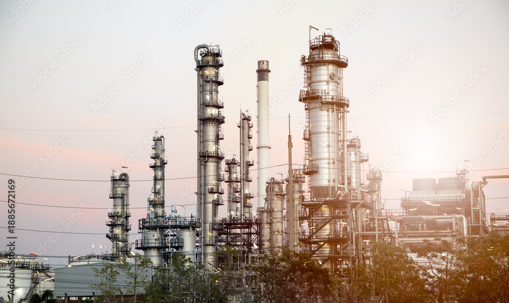 Obraz premium Oil and Gas Industrial zone,The equipment of oil refining,Close-up of industrial pipelines of an oil-refinery plant,Detail of oil pipeline with valves in large oil refinery.