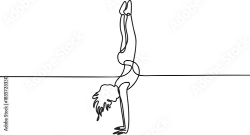 a-minimalist-continuous-line-drawing-of-___IeN05XStOBumQ7f8RpFw_Ww5YJSLqQrqf7E4xLTzN1w_traced