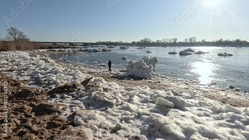 Drift ice on the Elbe