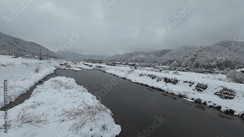 岐阜市の彦坂の田舎の雪景色　FPVドローン空撮