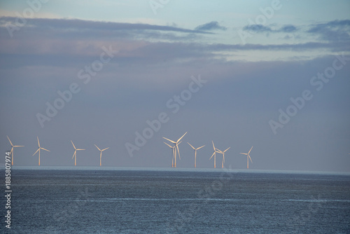 Foto Off shore wind turbine farm in East Anglia
