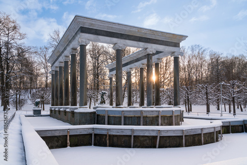 фотографія Lion Cascade Fountain in the Lower Park of Peterhof on a sunny winter day, Saint