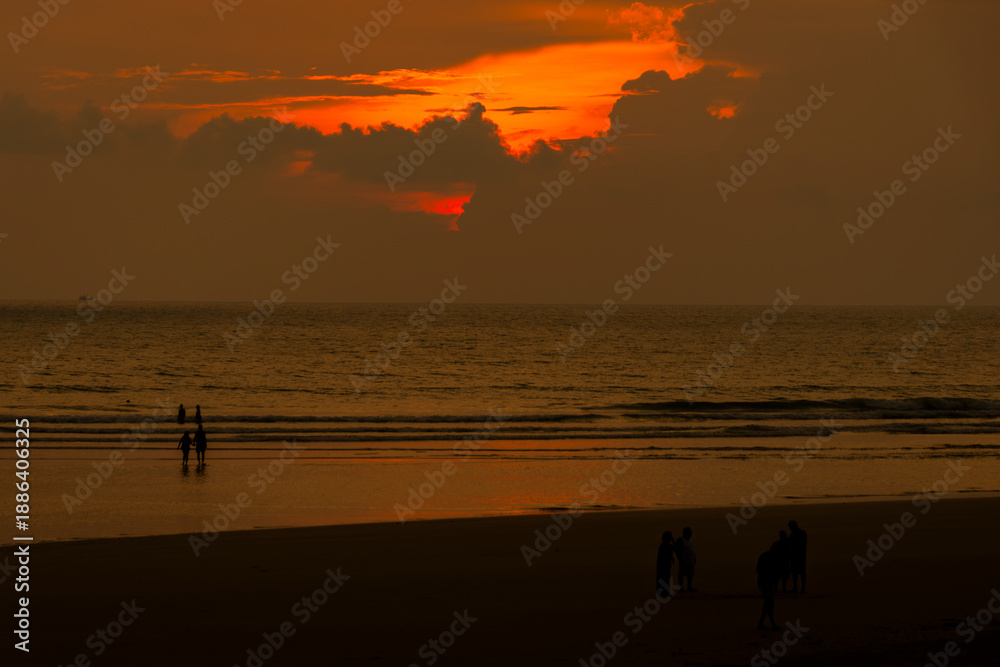 Fototapeta premium Magnificent sunset on a beach in southern Thailand, in the Phuket region