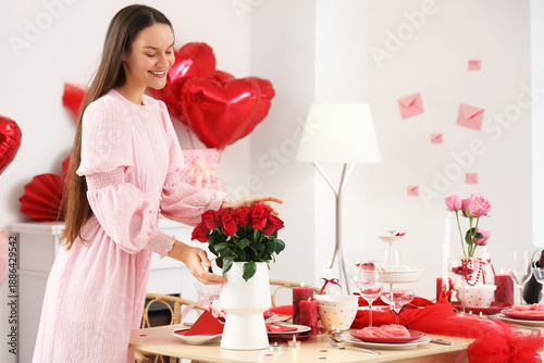 Beautiful young woman decor...