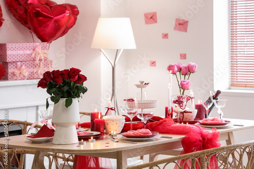 Romantic Valentine dinner t...