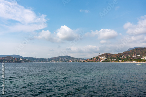 Photos La Ropa Beach in Ixtapa Zihuatanejo, Costa Grande of Guerrero