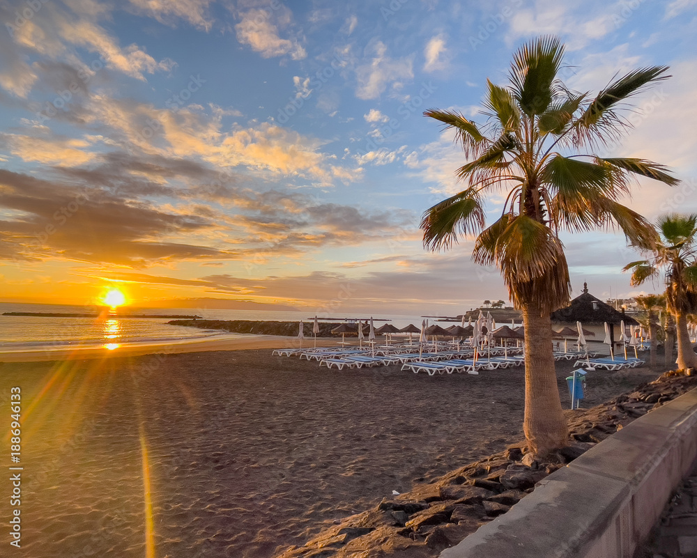 Fototapete mit Sonnenuntergang am Costa Adeje Strand #1886946133