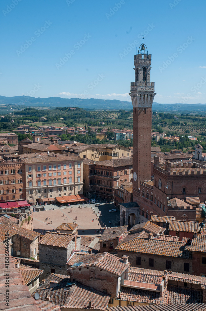 Naklejka premium Siena la città del palio