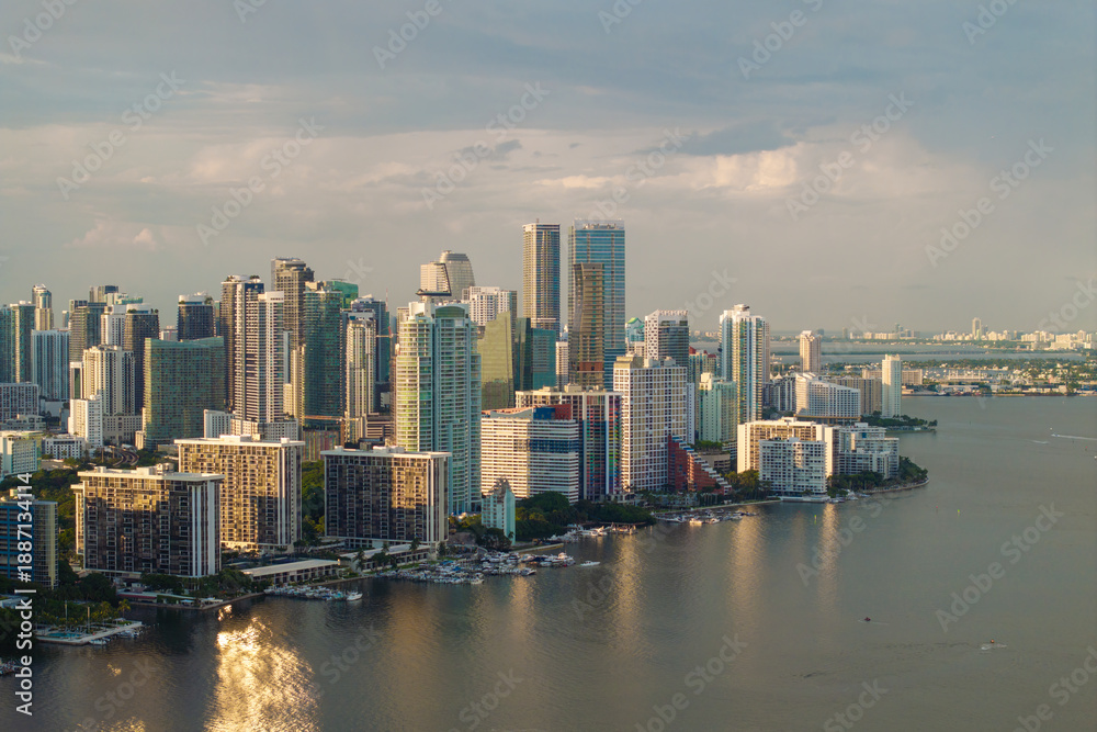 Obraz premium Urban landscape of downtown district of Miami Brickell in Florida, USA. Skyline with high skyscraper buildings in modern American coastal city