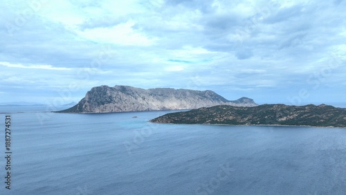 Wallpaper Mural survol de golfo Aranci près d'Olbia en Sardaigne	
 Torontodigital.ca