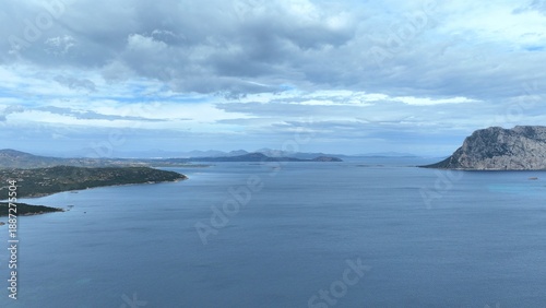 Wallpaper Mural survol de golfo Aranci près d'Olbia en Sardaigne	
 Torontodigital.ca