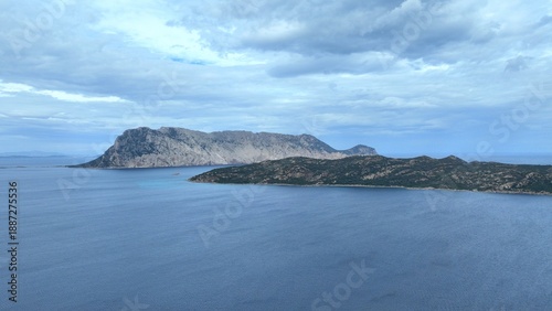 Wallpaper Mural survol de golfo Aranci près d'Olbia en Sardaigne	
 Torontodigital.ca