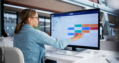 Bild auf Leinwand Skilled HR Manager Scheduling Interviews