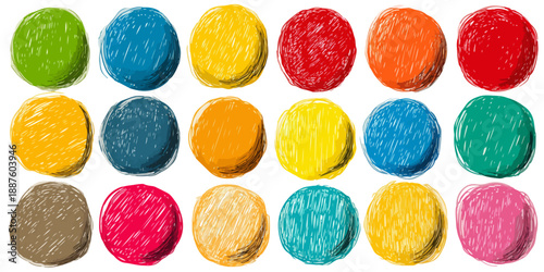 Set di macchie colorate disegnate a mano con texture a pastello su sfondo bianco trasparente.