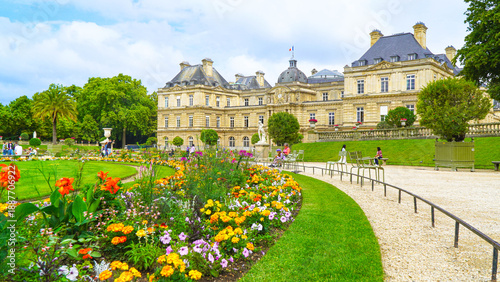 Photography Beautiful view of the Luxembourg Palace and Gardens in summer season