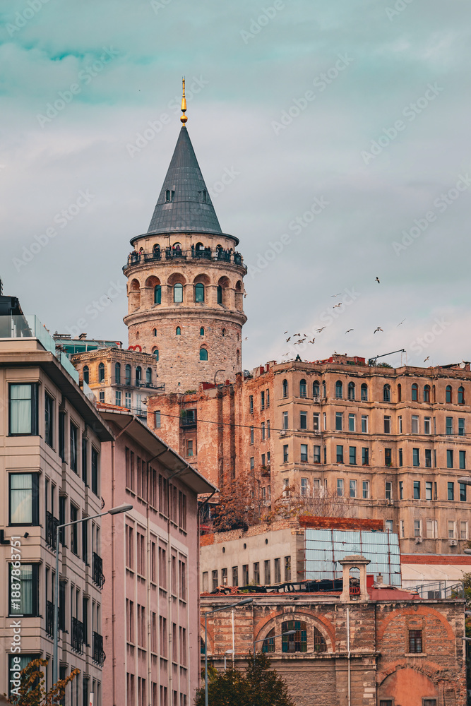 Fototapeta premium Beyoğlu in Kemankeş Karamustafa Paşa, Beyoğlu, Turkey, morning