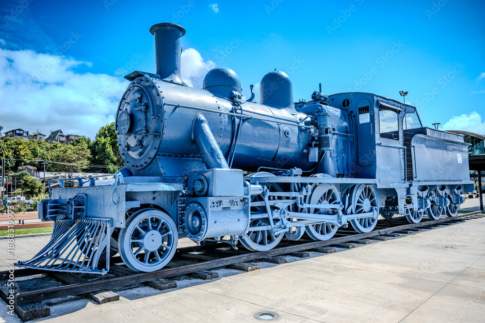 Obraz premium Steam Locomotive, Plaza De Los Trenes, Puerto Montt, Chile