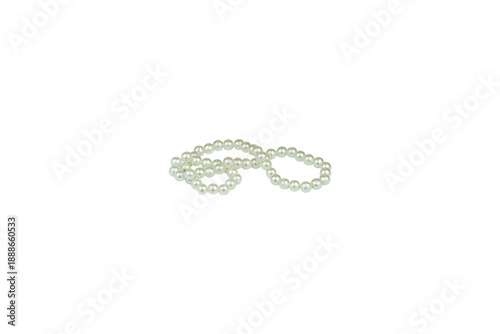 Fotografia White Pearl Necklace Isolated on Transparent Background, Elegant Jewelry Accesso