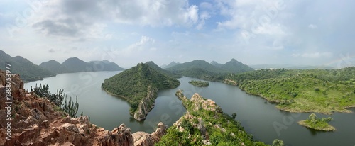 Photography Bahubali Hills Udaipur: Sunrise Viewpoint, Aravalli Mountains, Scenic Lake Picho