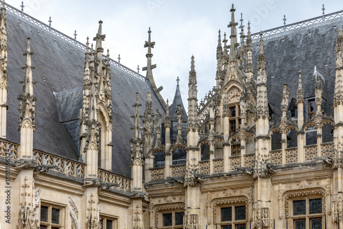Fotografia Rouen, Normandy, France - April, 24th, 2025 - Parlement of Normandy