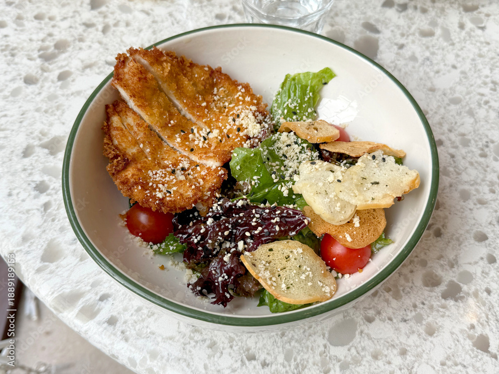 Ταπετσαρία Grilled Chicken, Salad Greens, Croutons and Tomatoes