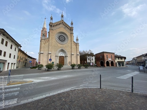 Tableau sur toile Casarsa della Delizia - Duomo di San giovanni di Casarsa