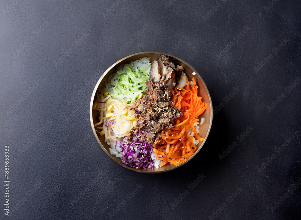 Fototapeta premium Bibimbap, Korean mixed rice with vegetable