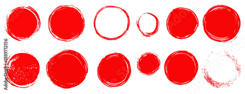 Kolekcja okrągłych, czerwonych kształtów z przezroczystym tłem, idealna do projektowania graficznego.