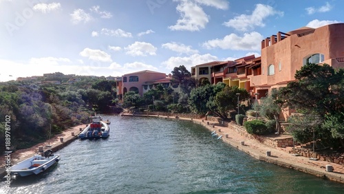 Wallpaper Mural Porto Cervo en Sardaigne Torontodigital.ca