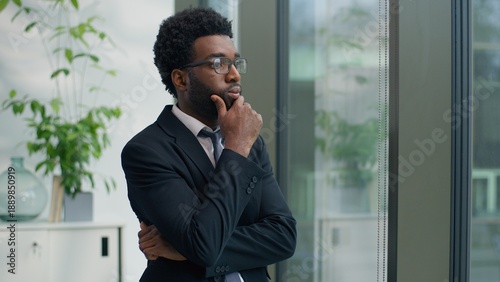 Fotografía Hesitate creative thoughtful African American man business male entrepreneur bus