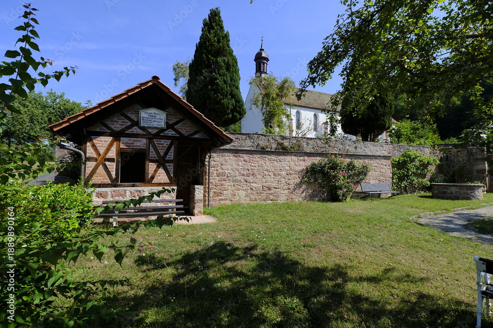 Obraz premium Das Franziskaner-Minoritenkloster Schönau in Schönau bei Gemünden am Main, Landkreis Main-Spessart, Unterfranken, Franken, Bayern, Deutschland