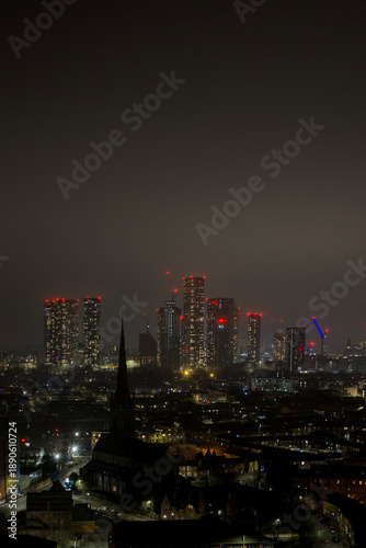 Wallpaper Mural The City At Night Torontodigital.ca
