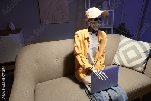 Human skeleton model with c...