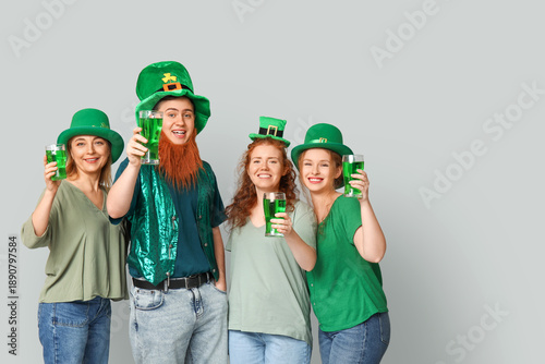 Group of people with beer o...