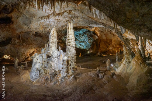 Explore Lipa Cave Montenegro – Extensive Cave Halls and Geological Formations